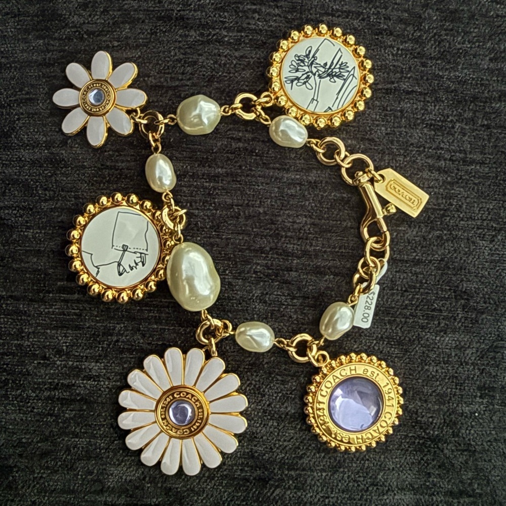 Coach authentic RARE Bonnie Cashin charm bracelet  Msrp 228 NEW pearls,gold tone